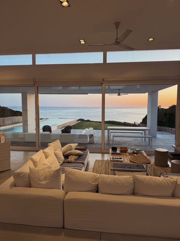 Así es el interior de Villa Marella, en Menorca