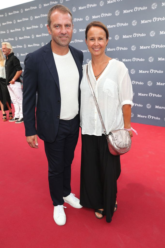 Hansi Flic, con su mujer Silke en un evento