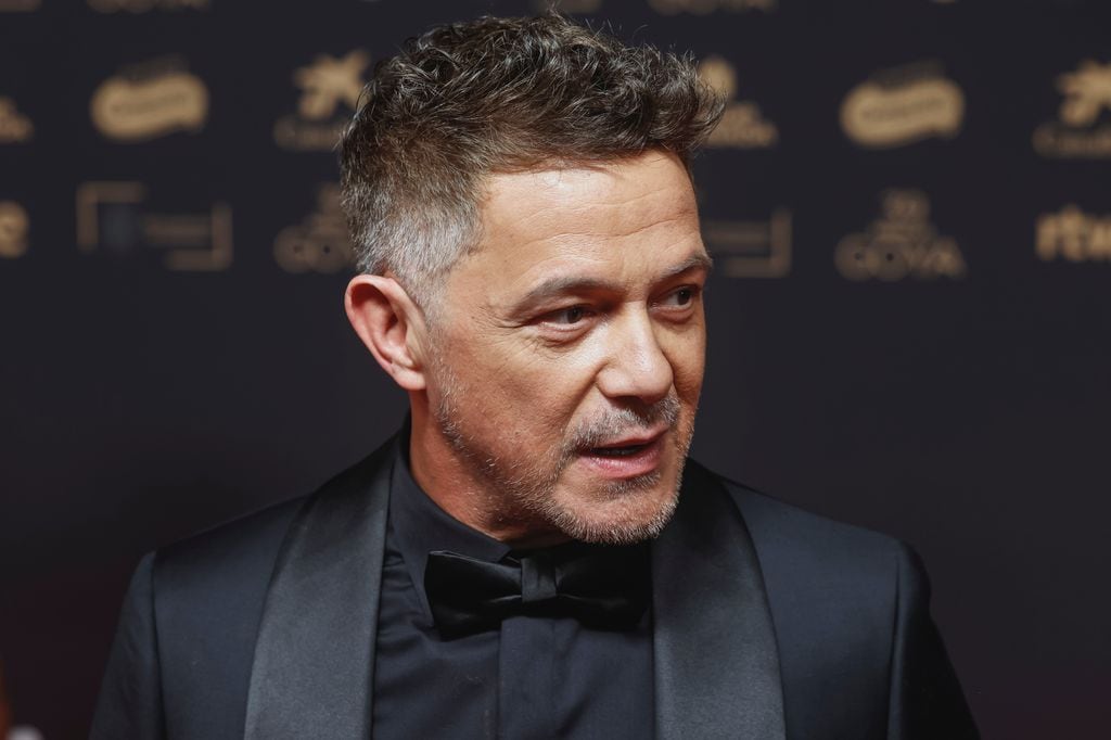 Alejandro Sanz en los Premios Goya en Granada el 8 de febrero de 2025