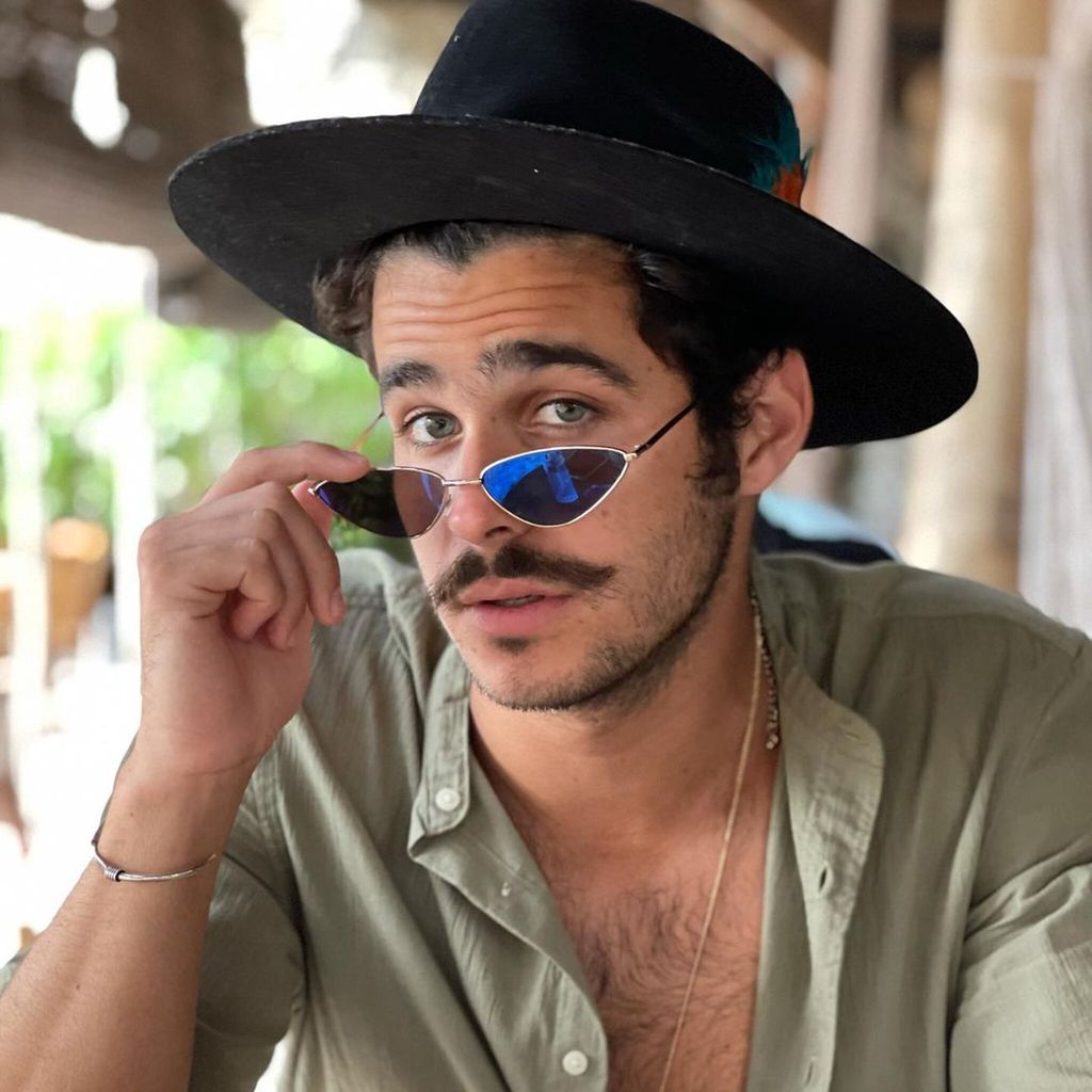 mauricio abad