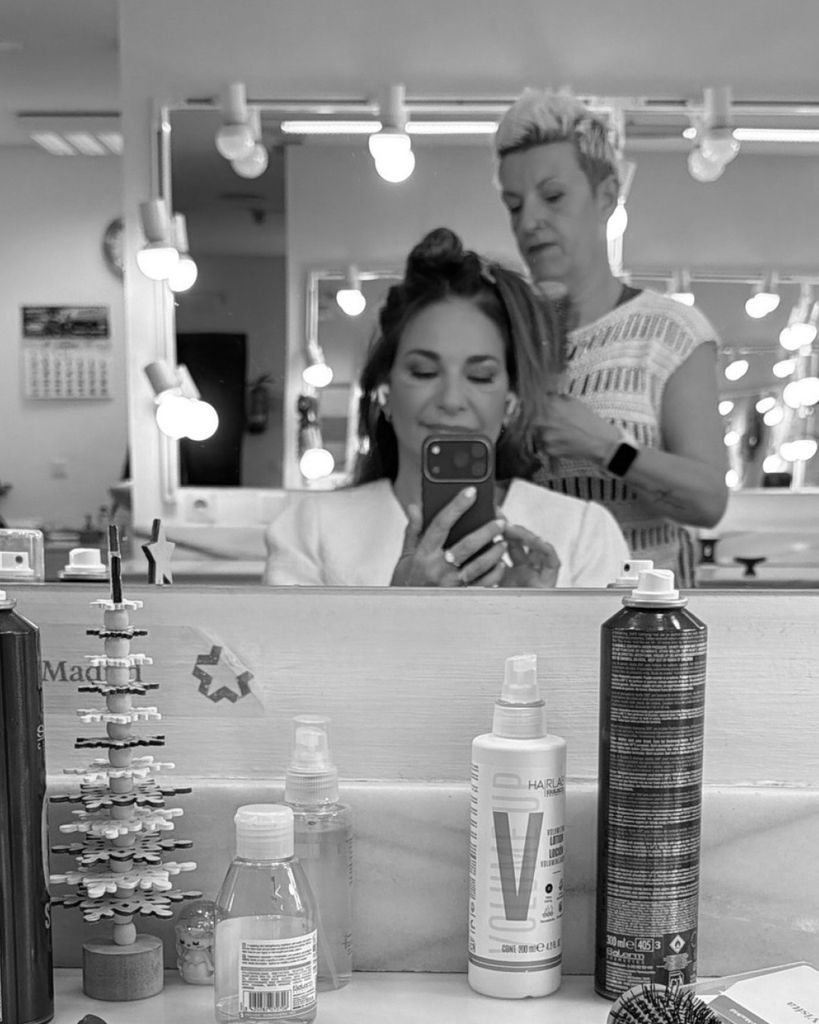 Mariló Montero, en maquillaje para la televisión.