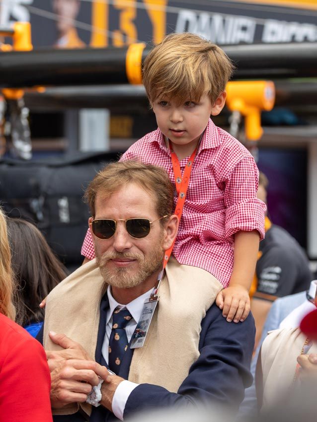 Andrea Casiraghi y su hijo Maximilian