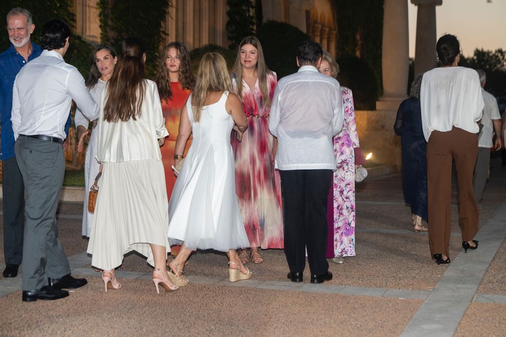 Elisabeth Reynes es recibida por los Reyes en el Palacio de Marivent