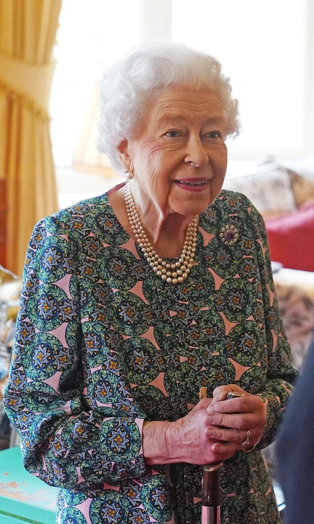 reina Isabel II
