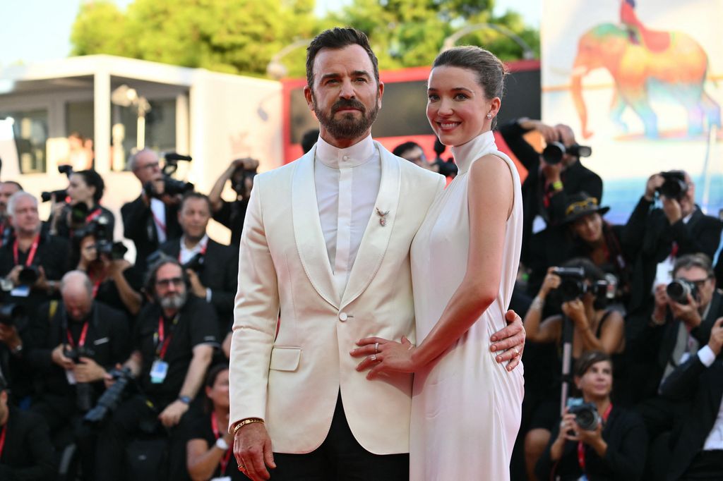 Justin Theroux y Nicole Brydon Bloom en el festival de cine de Venecia, agosto 2024