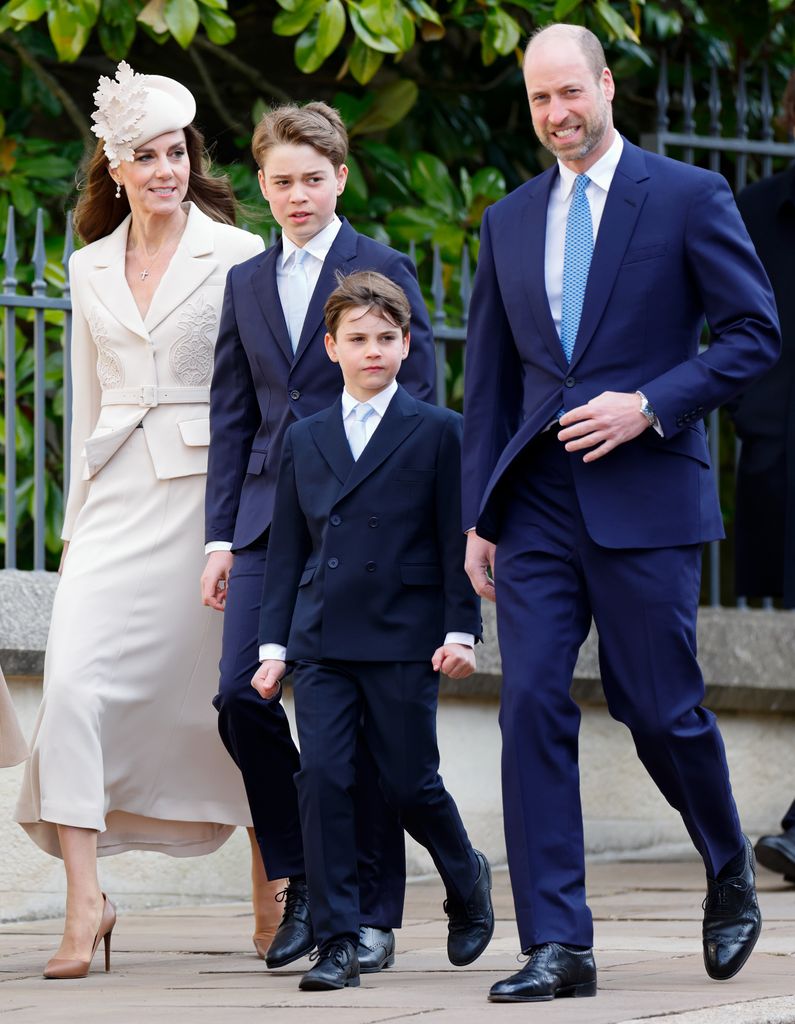 Guillermo y Kate junto a los príncipes George y Louis