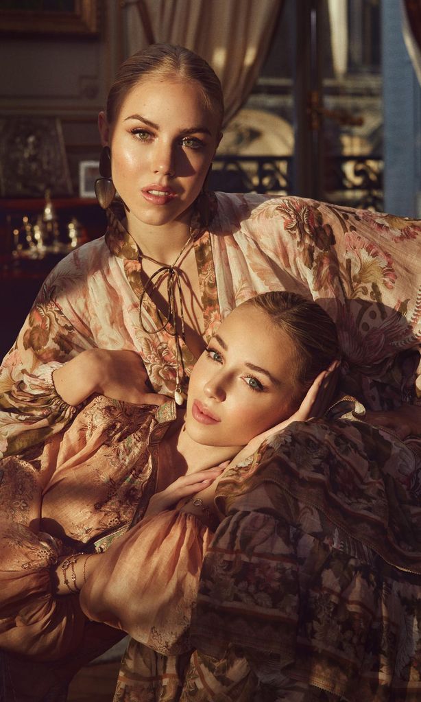Carolina y Chiara de Borbón FASHION124