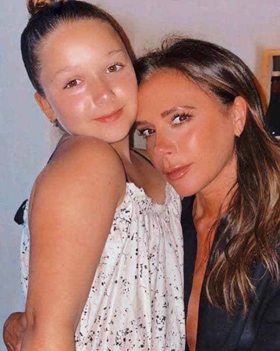 Victoria y Harper Beckham