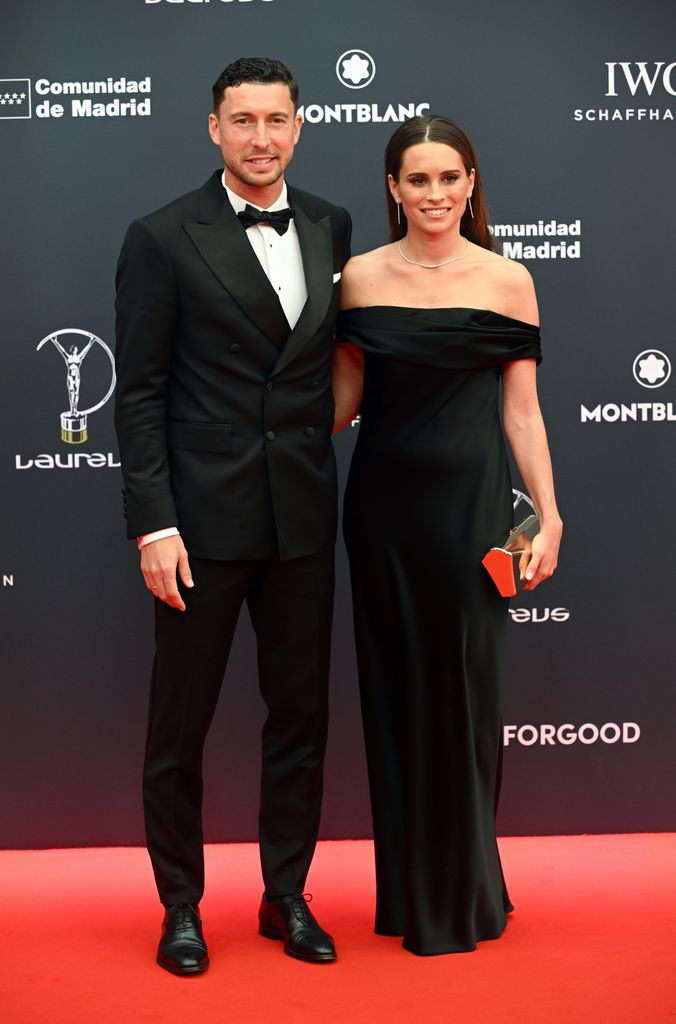 El exfutbolista Óscar de Marcos junto a su mujer Ibone durante la gala de entrega de los Laureus World Sports Awards 2026