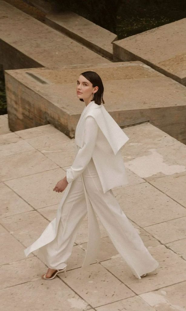 Vestidos de novia tendencia en 2026 chaquetas