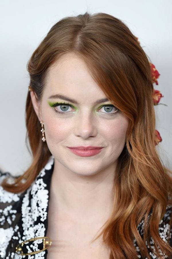 Emma Stone con cabello pelirrojo 