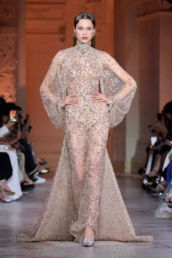 Desfile Zuhair Murad Otoño/Invierno 2025-2026