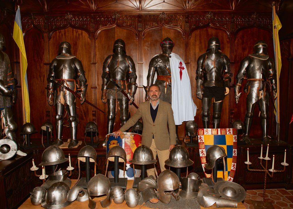 Javier Fitz-James Stuart en su castillo