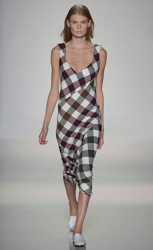 looks_primavera_verano_victoria_Beckham_1