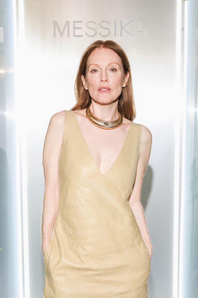 Julianne Moore celebra el lanzamiento de Moderniste con Messika en Miami.