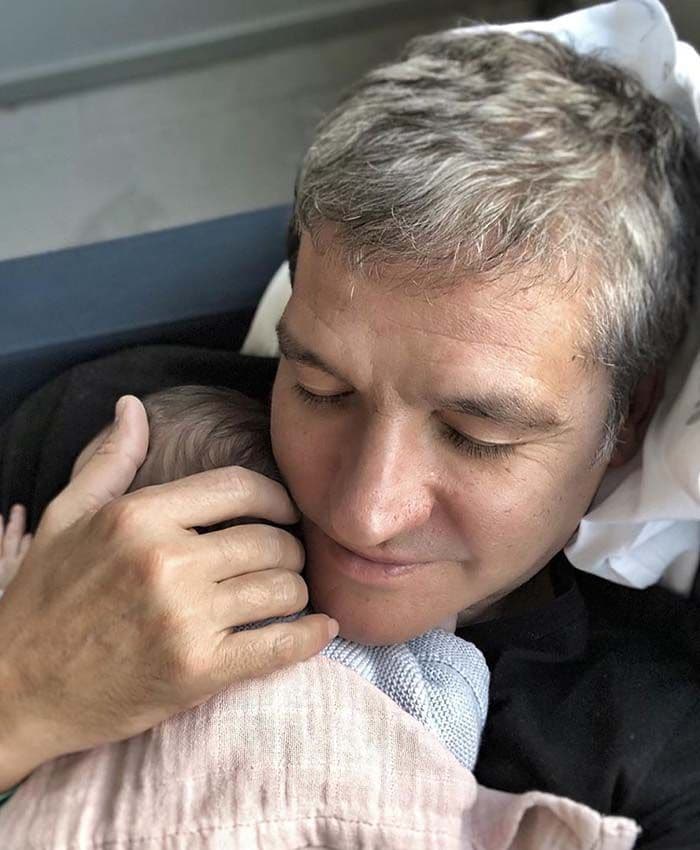 Gustavo González con su hija Mia