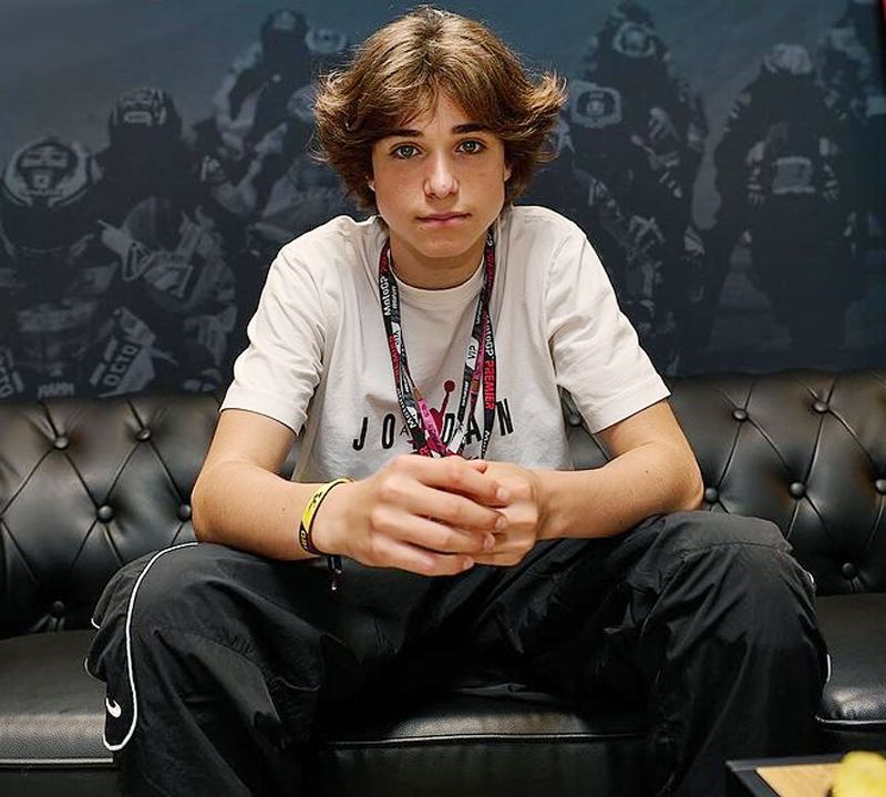 Plano medio de Jan, hijo de Antonio Orozco