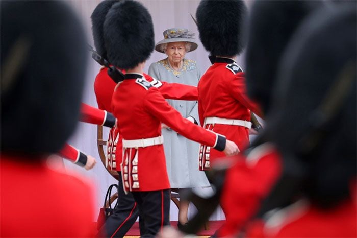 Isabel II en el 'Trooping the colour'