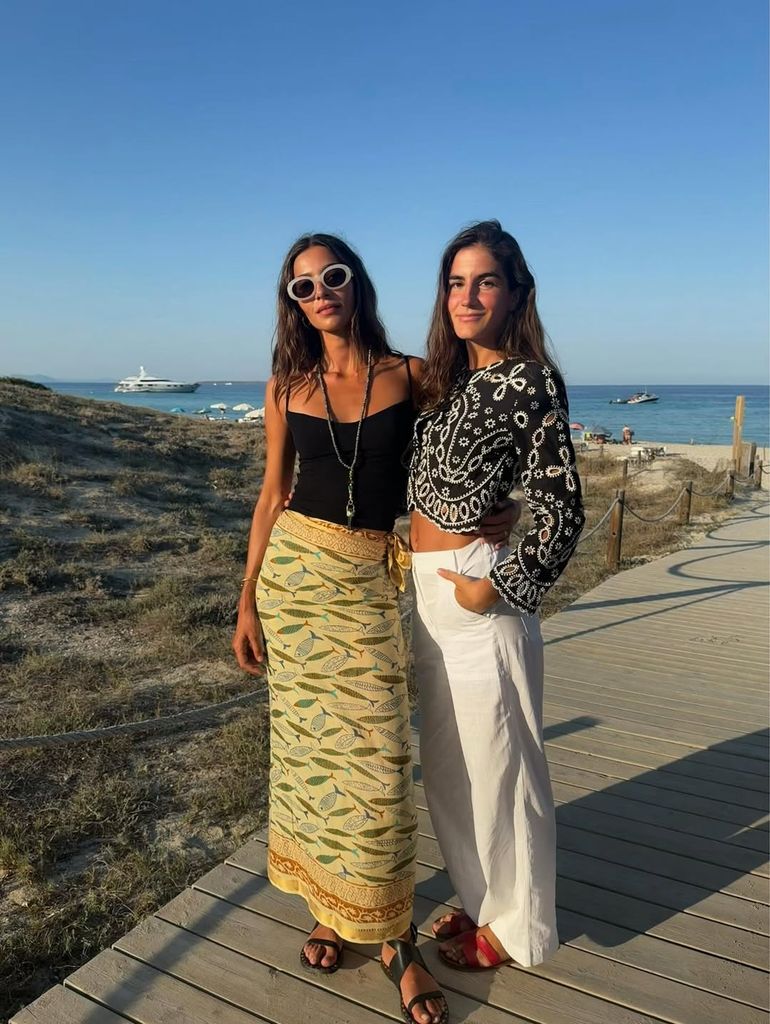 Rocio Crusset y Blanca Llandres