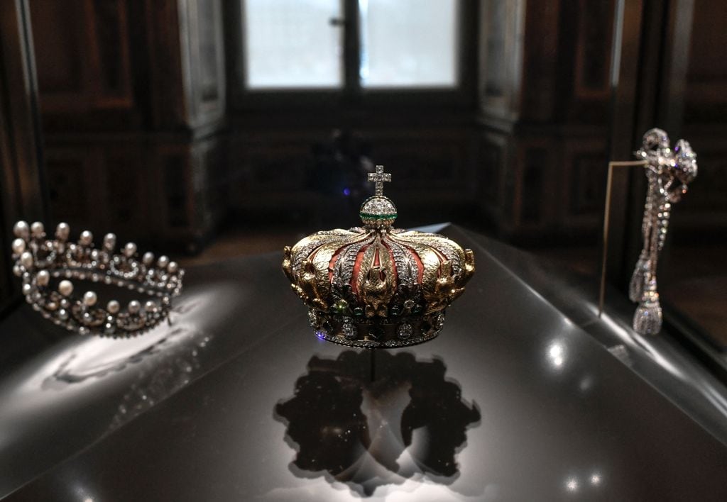 Corona y tiara de la emperatriz Eugenia de Montijo, en la Apollon's Gallery 