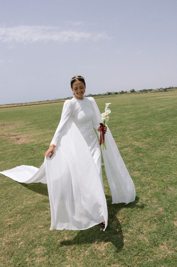 Vestido de novia con capa desmontable Franc Sarabia