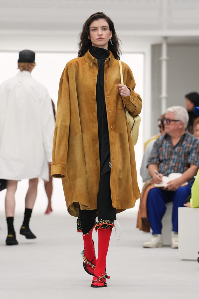 Paris Fashion Week: desfile de Loewe (Primavera/Verano 2027)