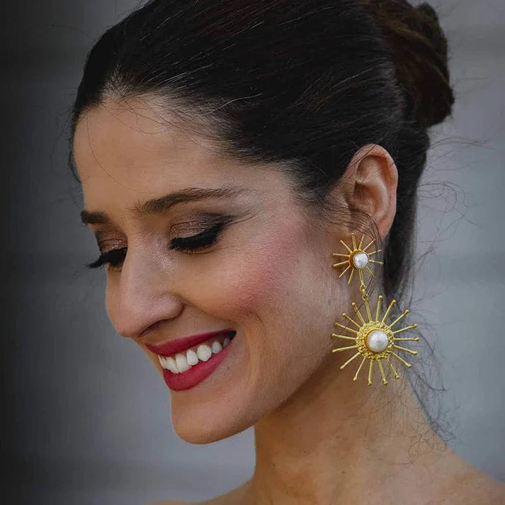 Pendientes dorados de invitada de boda de oferta