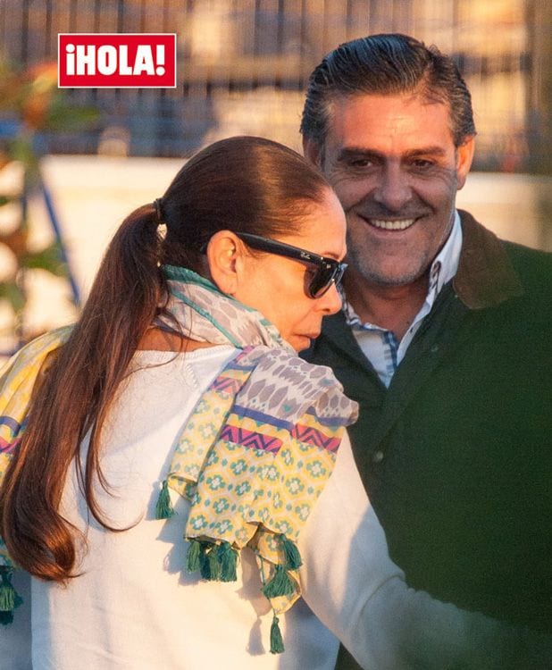 Isabel Pantoja desmiente su romance con un trabajador de Cantora