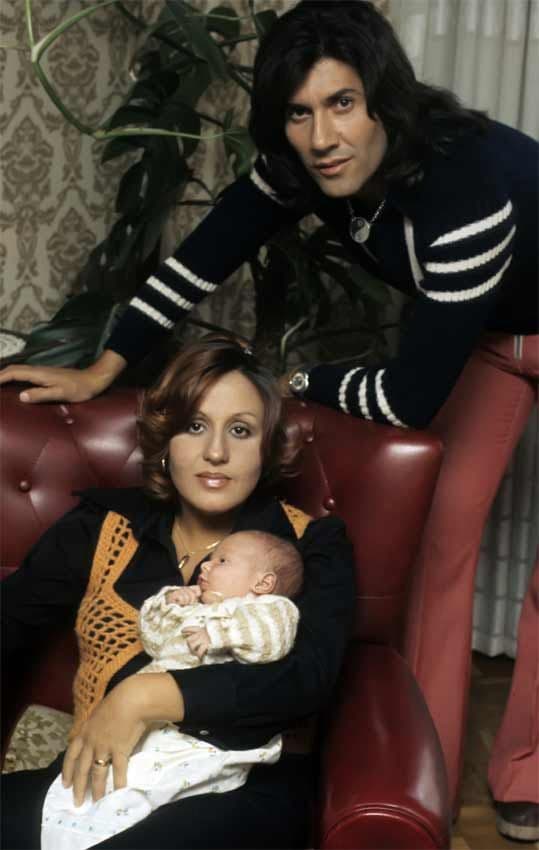 Georgie Dann junto a Emilia García 