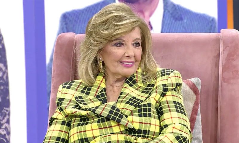 María Teresa Campos lució este traje de Georges Rech en en enero de 2021 en 'Viva la vida'