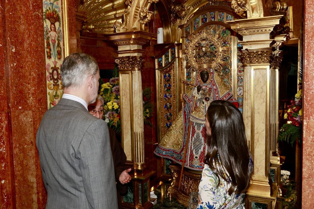 Los reyes Felipe y Letizia visitan Guadalupe (Cáceres) 