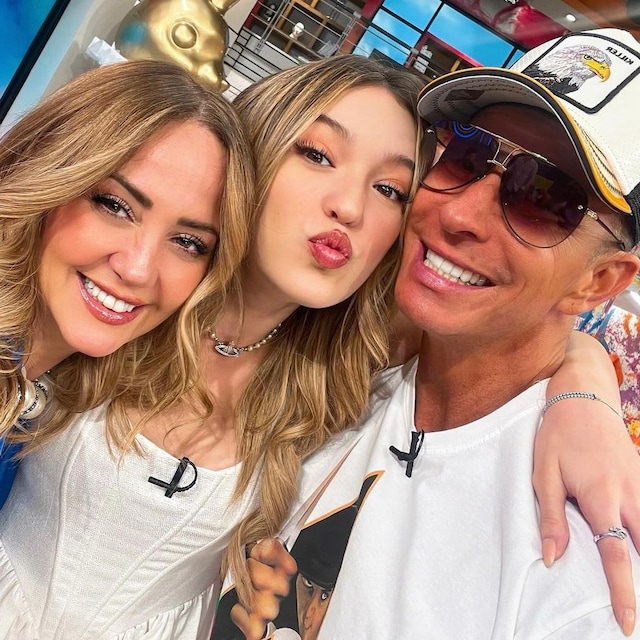 Andrea Legarreta y Erik Rubín, juntos y orgullosos del talento de su hija | ¡HOLA!