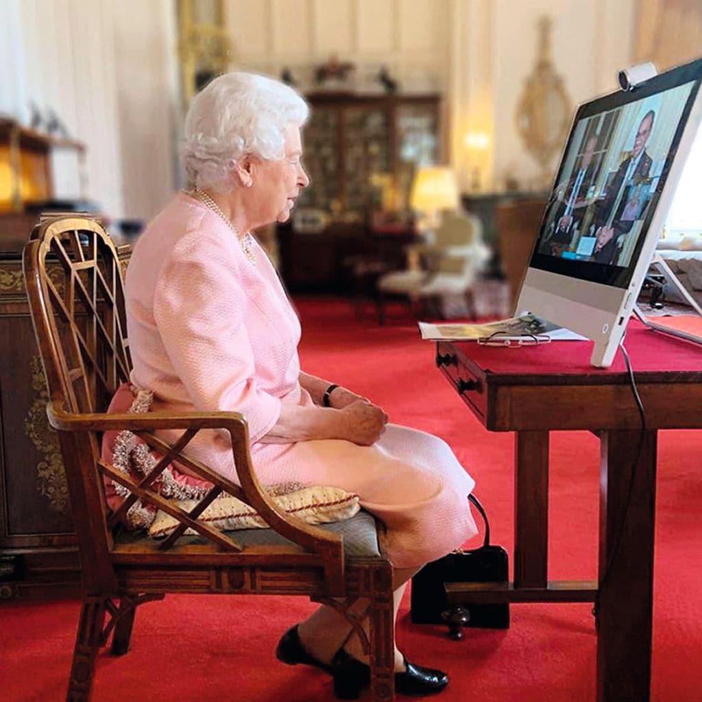 HOLA 3998 Entrevista Meghan Markle y el príncipe Harry