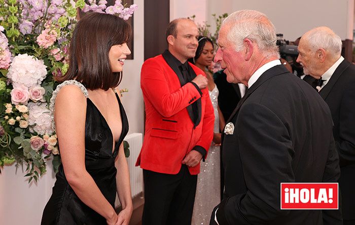 ana de armas con carlos de inglaterra