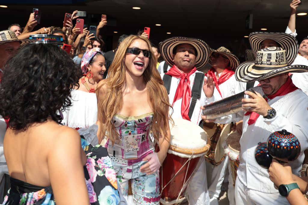 Shakira, feliz con el cálido recibimiento de sus fans españoles.