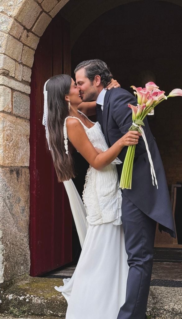 Boda de la influencer Alejandra Navarro y Carlos Fuente en Galicia