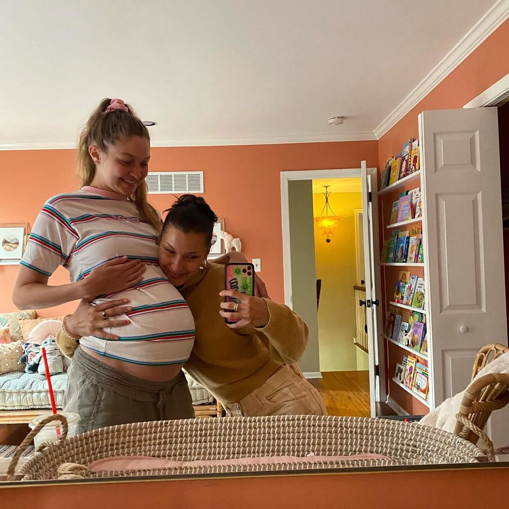 Bella Hadid se convirtió en tía en 2020 con el nacimiento de su sobrina Khai, hija de su hermana Gigi Hadid.