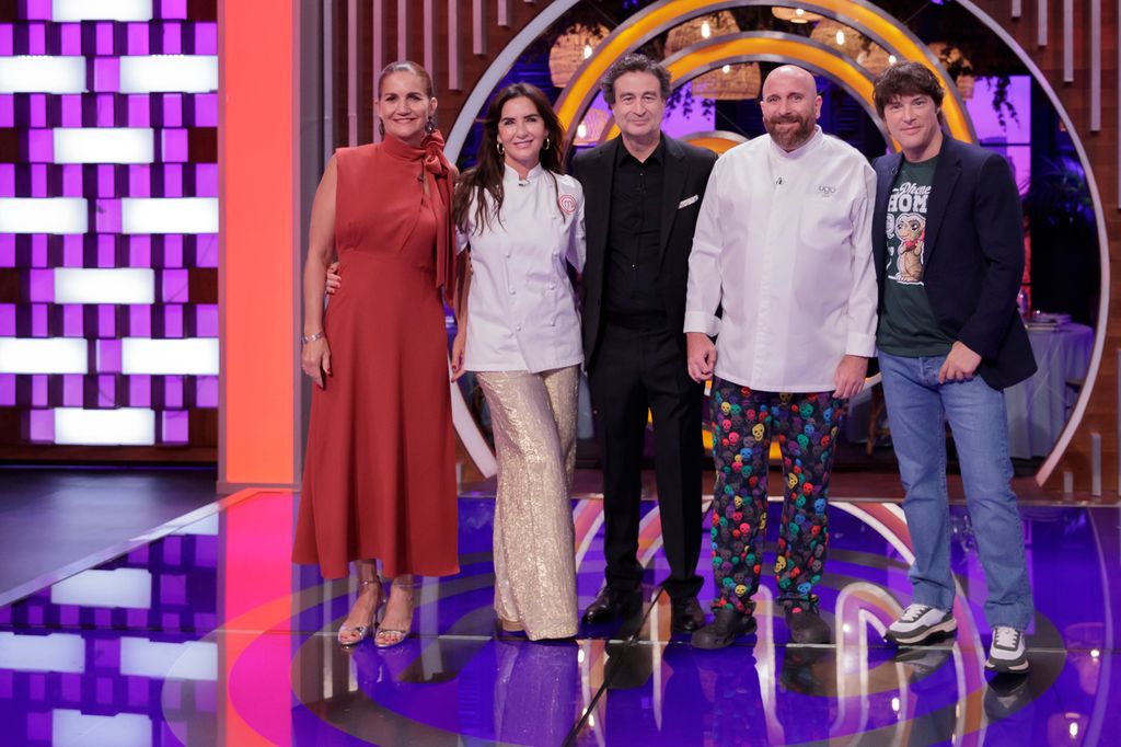 El jurado de MasterChef, con el chef Hugo Muñoz y la actriz Belén López.