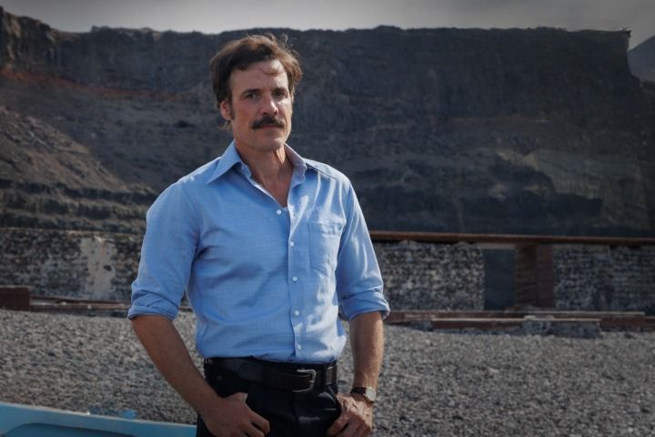 Daniel Grao da vida a Héctor, el marido de Lucía que vuelve tras un naufragio