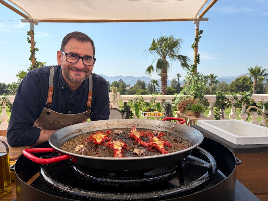 En 2008 fue nominado a Cocinero Revelación de España en Madrid Fusión.