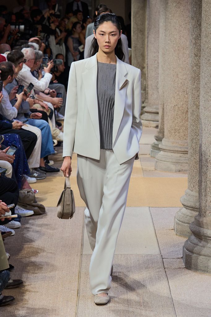 Giorgio Armani Primavera/Verano 2027 Colección Crucero Mujer