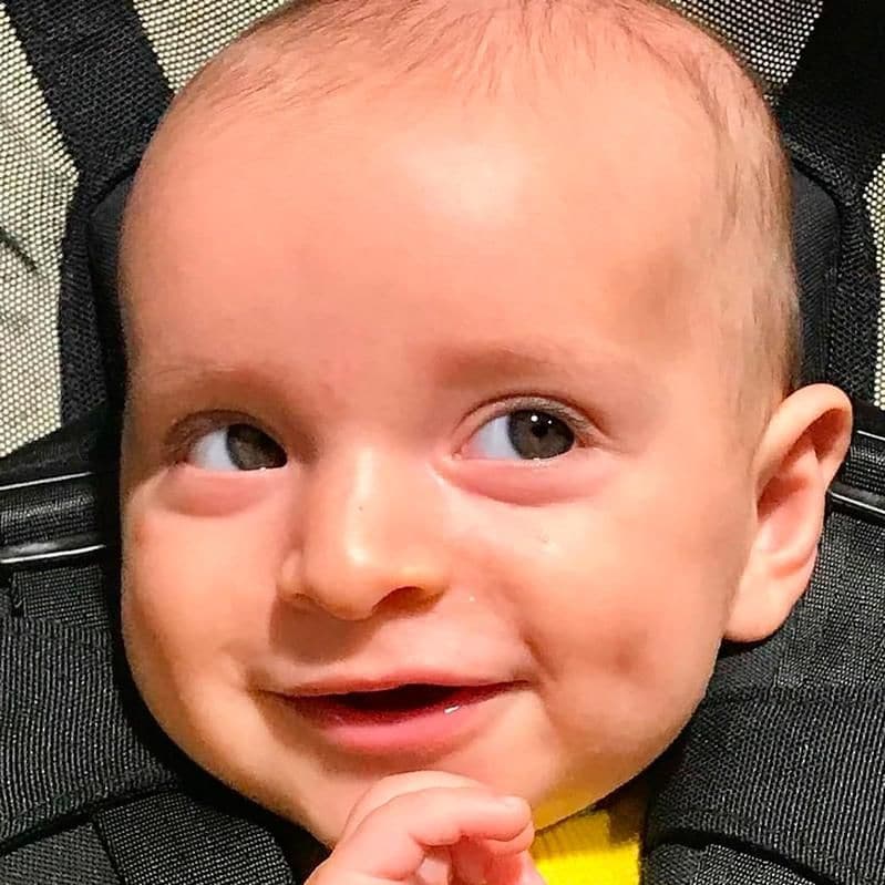 daniel-sarcos-bebe-3a