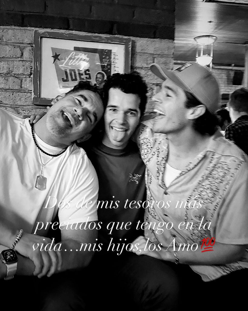 Eduardo Santamarina con sus hijos, Eduardo y Roberto