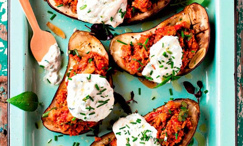 Berenjenas rellenas de cuscús y queso cremoso
