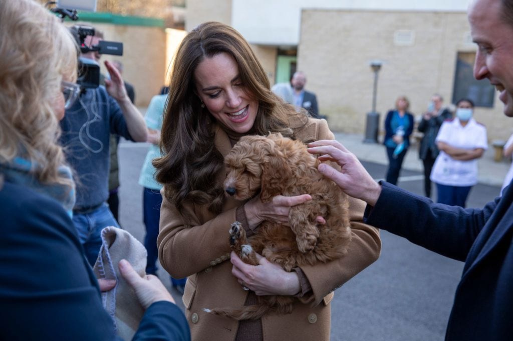 Kate Middleton con un perro 