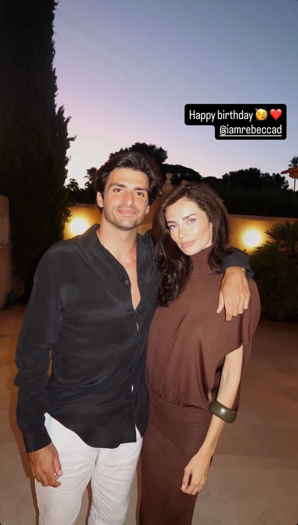 Carlos Sainz felicita a su novia Rebecca Donaldson por su cumpleaños a través de Instagram