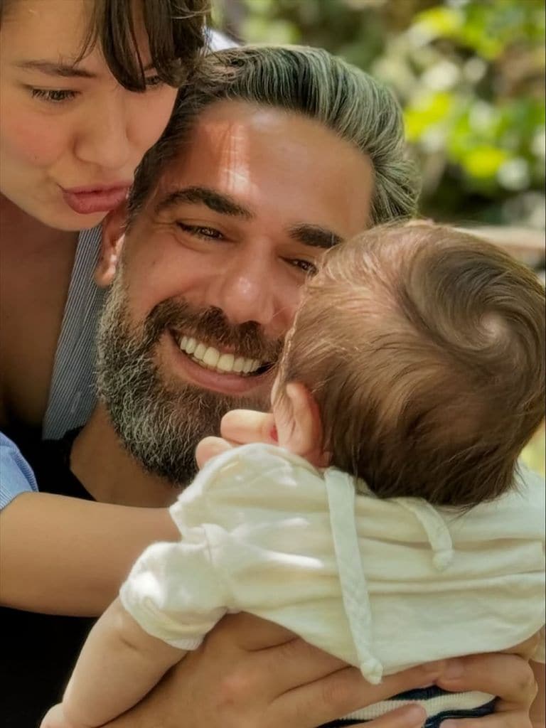 Neslihan Atagül y Kadir Doğulu enternecen con nuevas fotos de su bebé, Aziz
