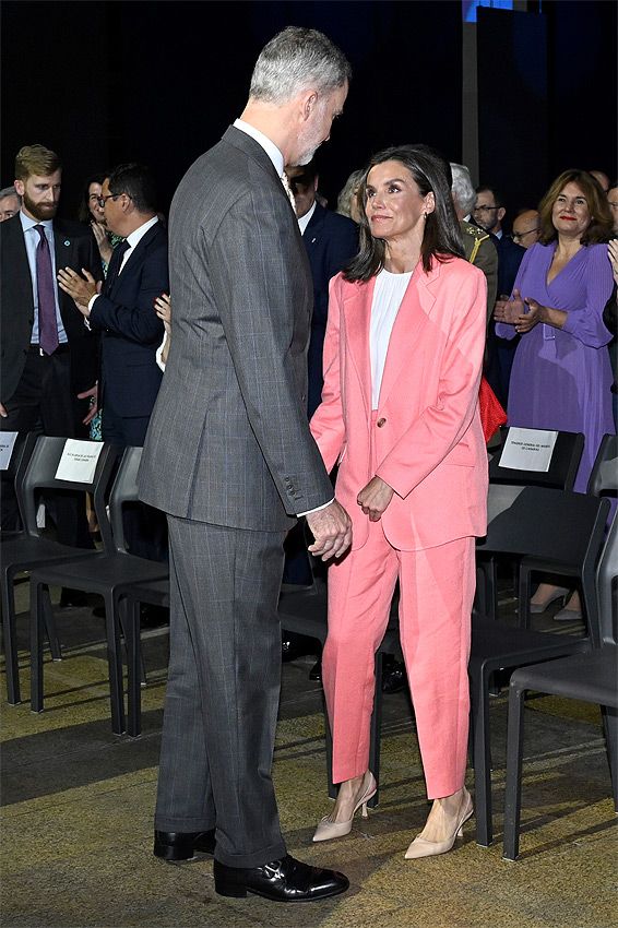 Reyes Felipe y Letizia 