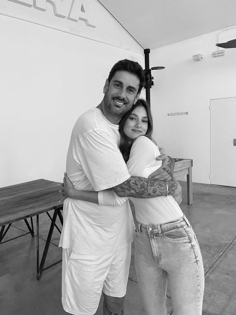 Carlota Melendi abre su álbum más personal con su padre por su cumpleaños