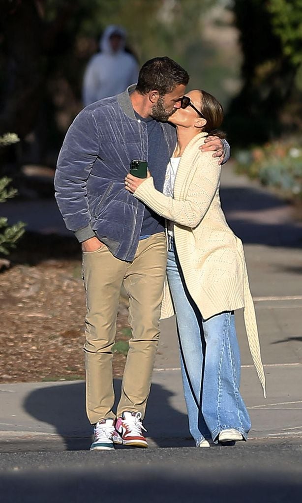 Ben Affleck y Jennifer Lopez HO4141